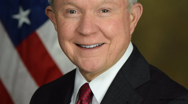 ABD Adalet Bakanı Jeff Sessions İstifa Etti 