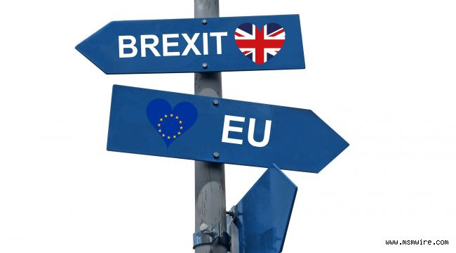 İngiltere’de Sular Durulmuyor, Brexit Anlaşması İstifalara Neden Oldu